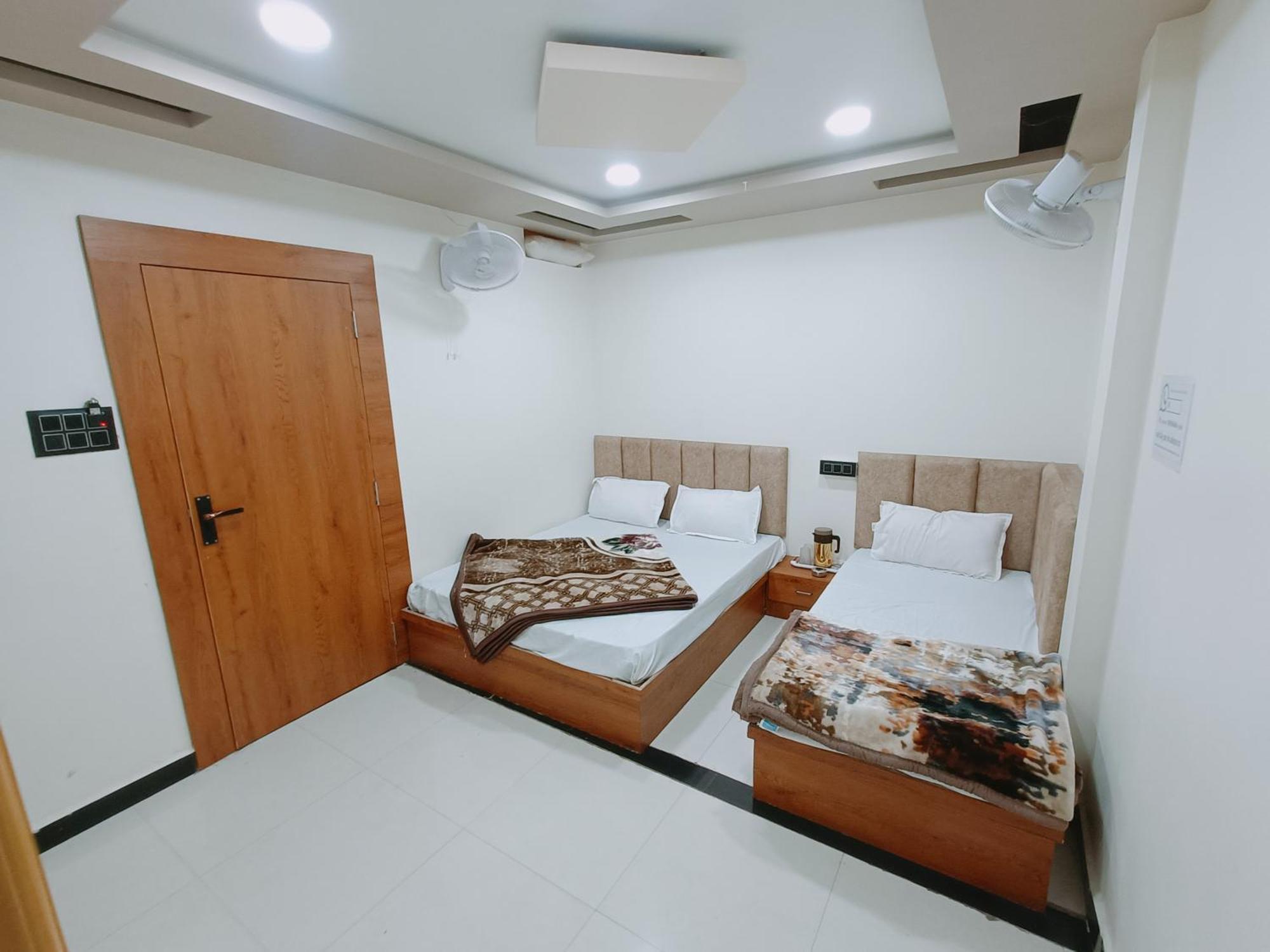 Hotel Shreem Ujjain Extérieur photo