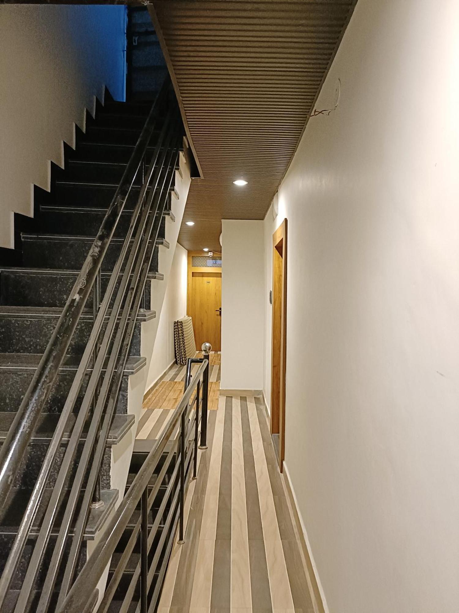 Hotel Shreem Ujjain Extérieur photo