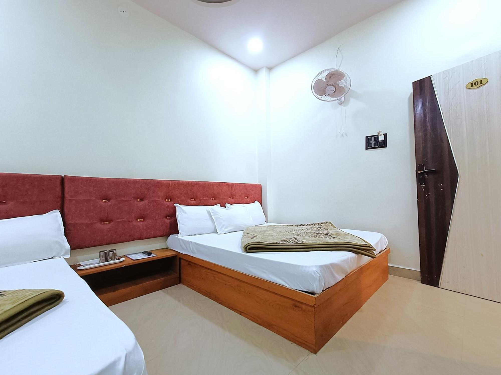 Hotel Shreem Ujjain Extérieur photo