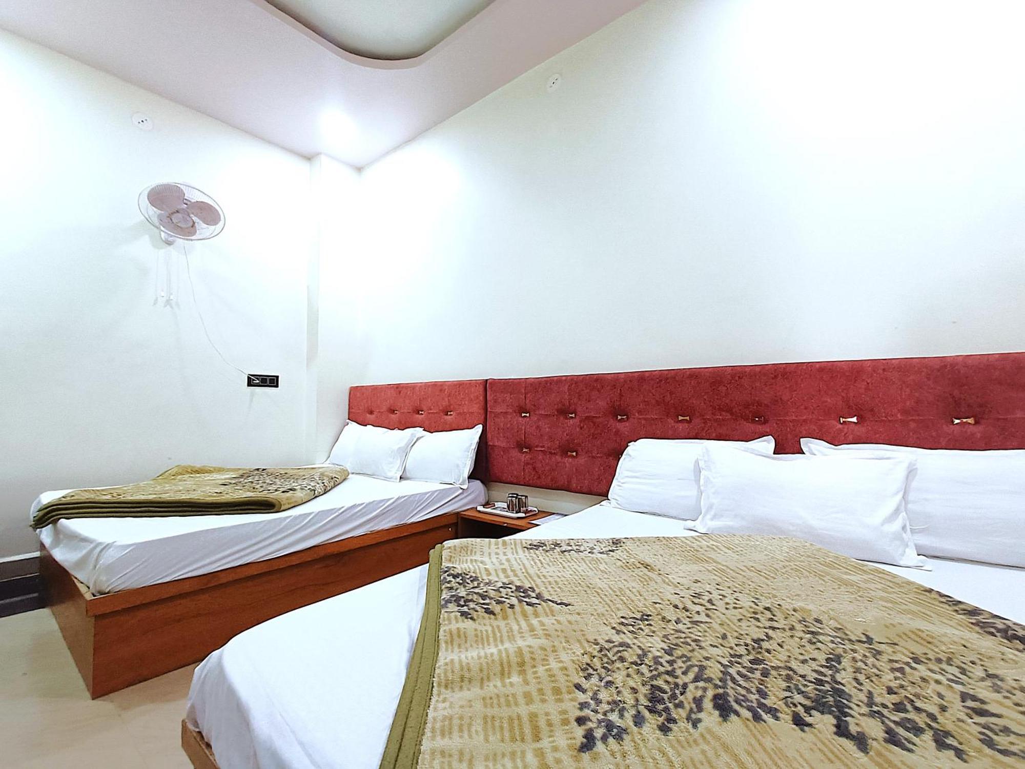 Hotel Shreem Ujjain Extérieur photo