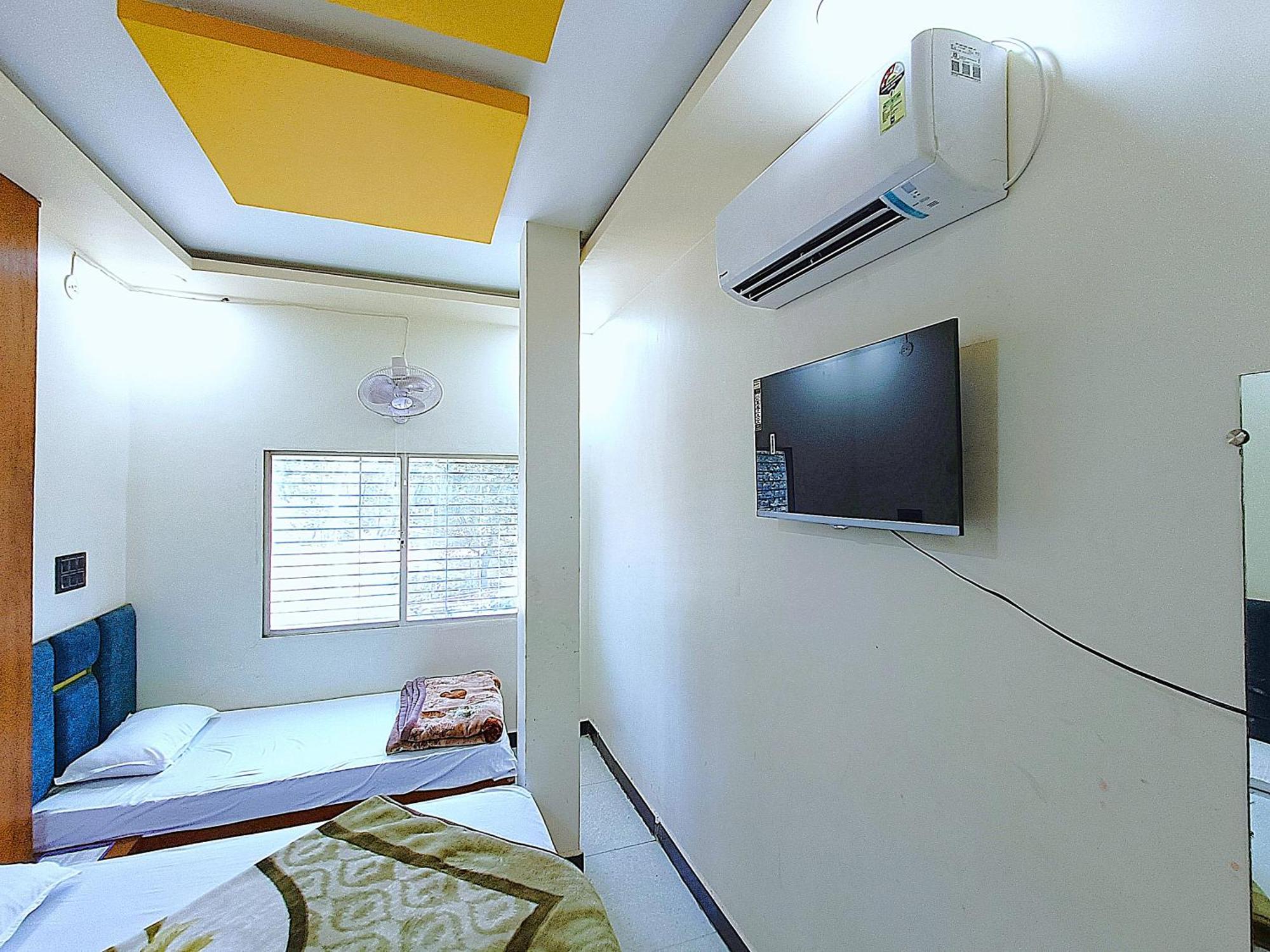 Hotel Shreem Ujjain Extérieur photo